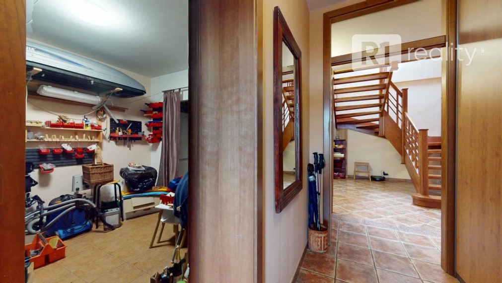 Pekný rodinný 6 izbový dom / Ratnovce pri Piešťanoch