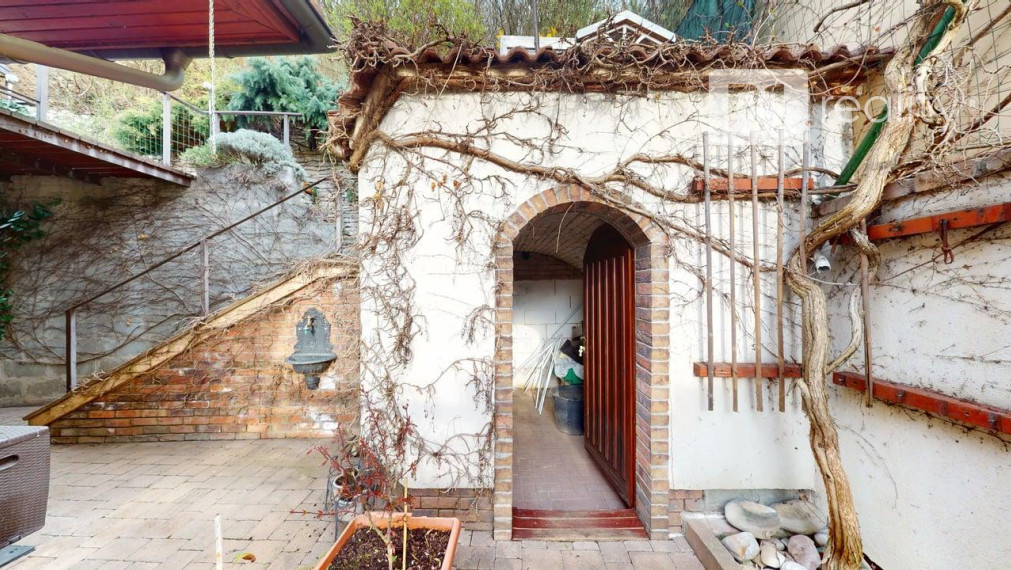 Pekný rodinný 6 izbový dom / Ratnovce pri Piešťanoch