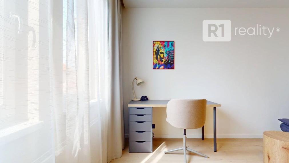 Lukratívny, nový, zariadený 3 izb. byt /A. Dubčeka/ CENTRUM Piešťany