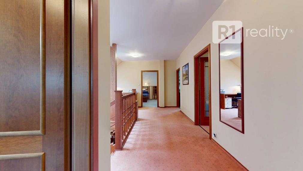 Pekný rodinný 6 izbový dom / Ratnovce