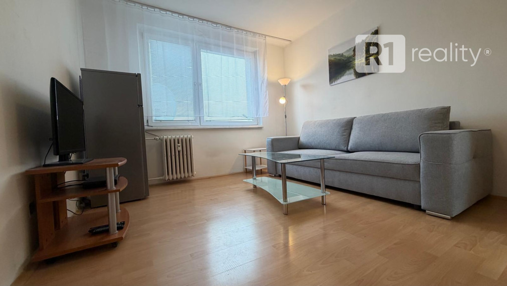 Na prenájom kompletne zariadená garsónka, 20 m2, Teplická ul. Piešťany