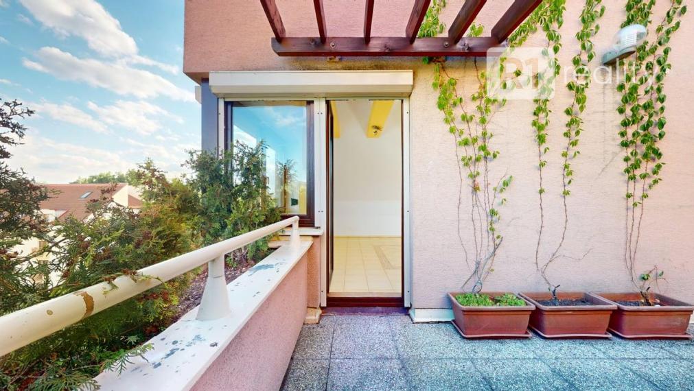 Jedinečný 4 izbový byt STROMOVÁ /167 m2/ Piešťany