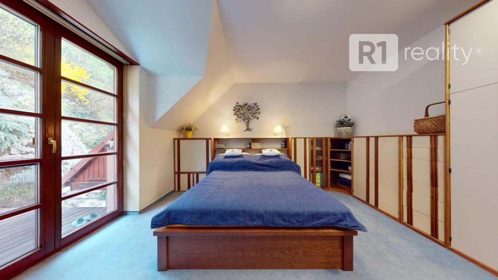 Pekný 6 izbový rodinný dom / Ratnovce pri Piešťanoch