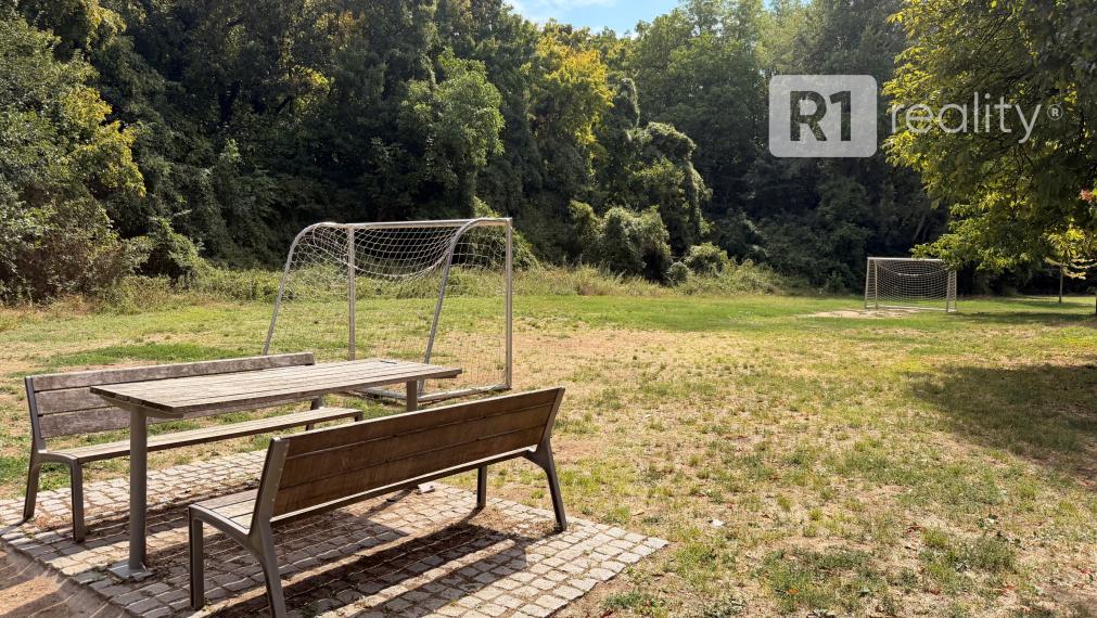 Príjemný 3 izbový byt / 71,67 m2, GAŠTANOVÁ / Hlohovec