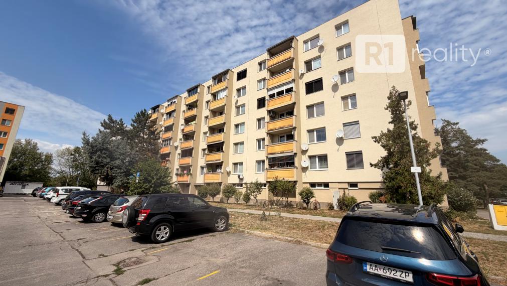 Príjemný 3 izbový byt / 71,67 m2, GAŠTANOVÁ / Hlohovec