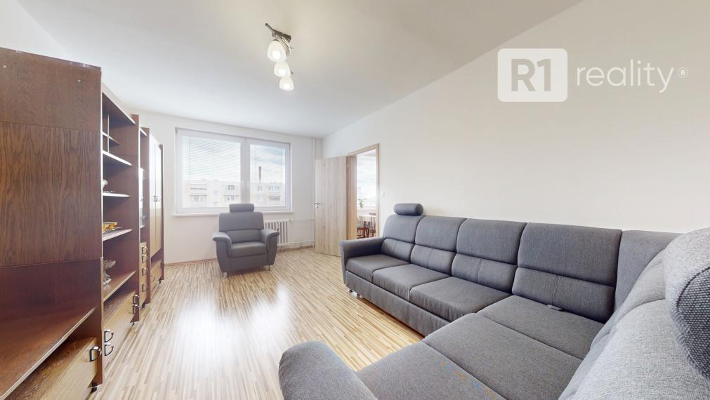Pekný 3 izbový byt / 71,67 m2, GAŠTANOVÁ / Hlohovec