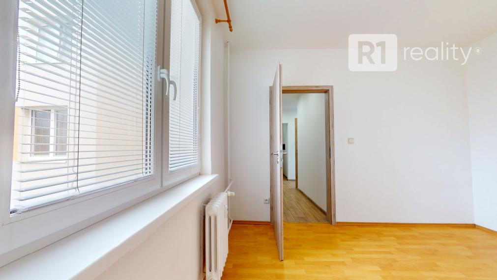 Pekný 3 izbový byt / 71,67 m2, GAŠTANOVÁ / Hlohovec
