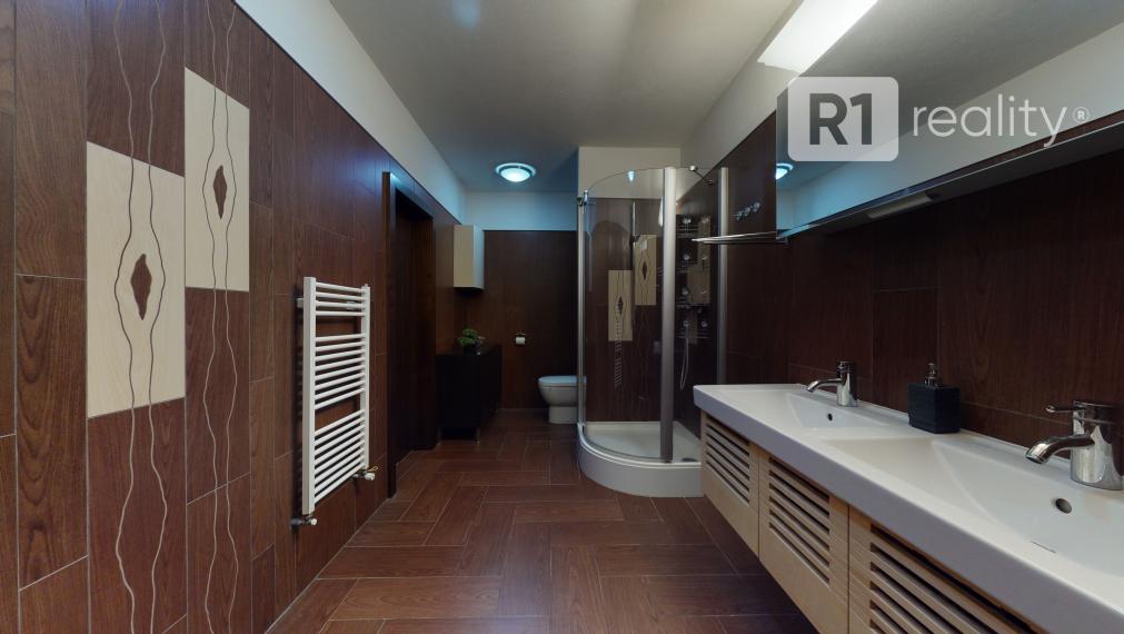 Lukratívny, zariadený 3 izb. byt "CENTRO LIVING" / Piešťany
