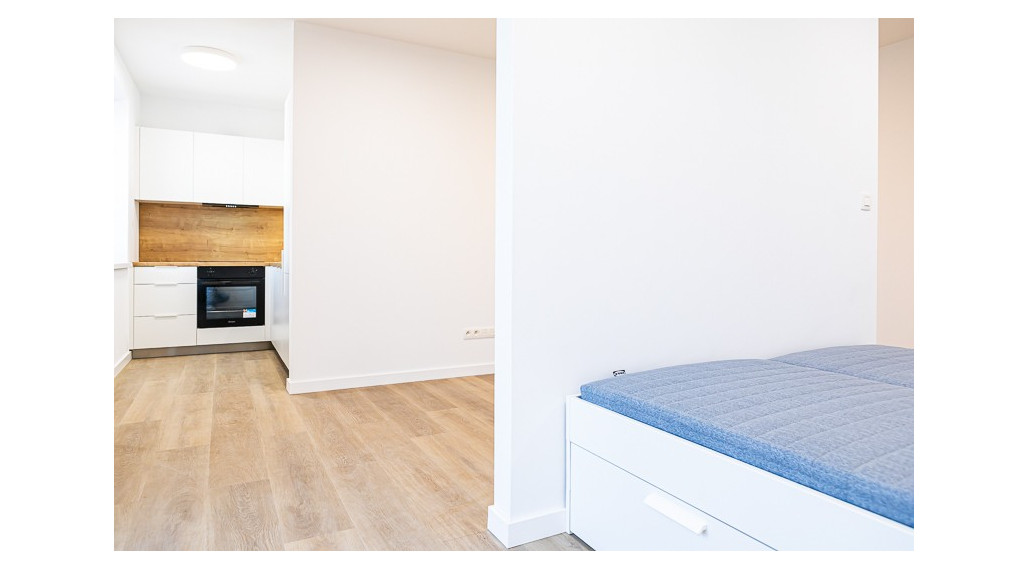 Nový 1 izbový byt 37 m2+ 4 m2 balkón, výťah + parking, Piešťany-centrum