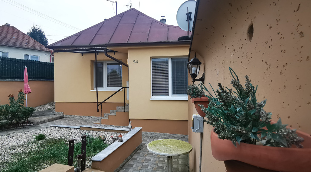 Rodinný dom 2+K / Banka pri Piešťanoch