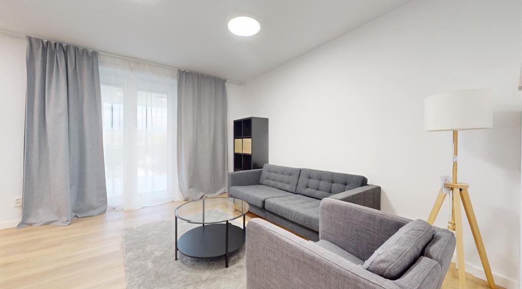 Jedinečný 2 izbový byt 53,2 m2+ 11 m2 terasa + parking, Piešťany-centrum