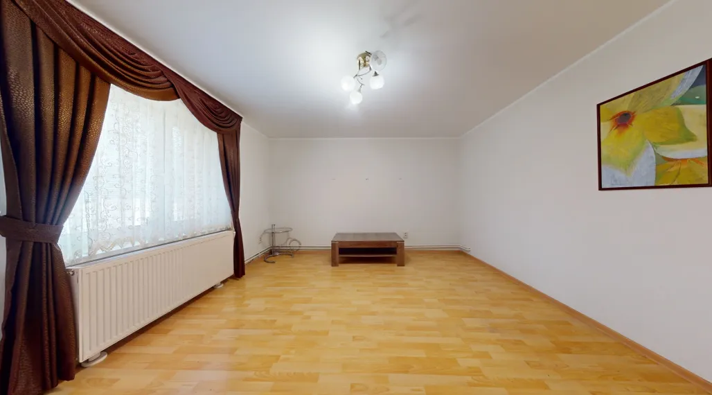 Rodinný dom 2+K / Banka pri Piešťanoch