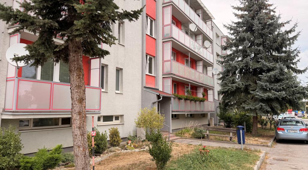 NA PREDAJ 3 izb. byt /balkón/ Vrbové