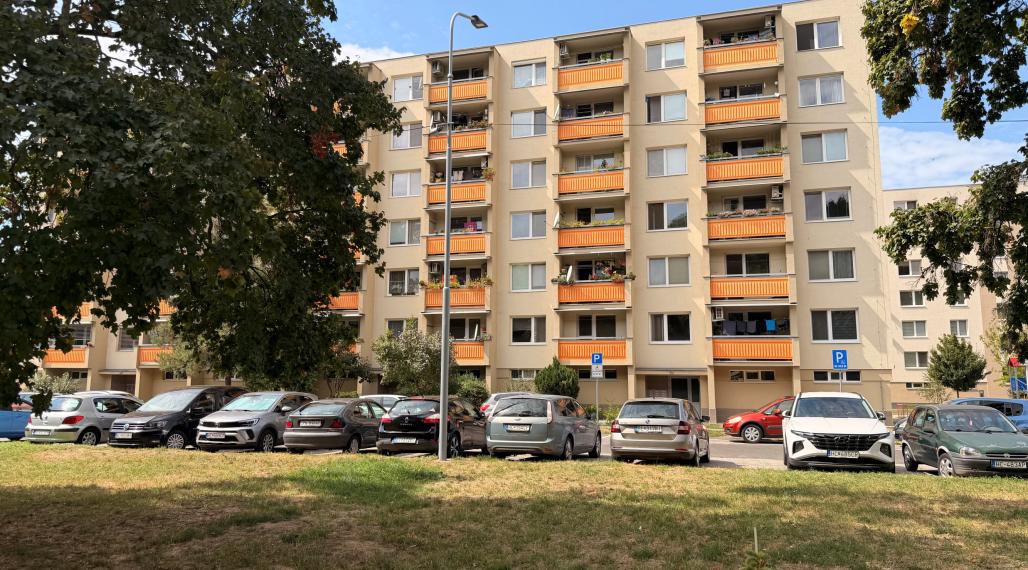 Príjemný 3 izbový byt / 71,67 m2, GAŠTANOVÁ / Hlohovec