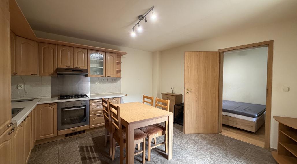 Na prenájom zariadený 1,5 izbový byt, 55 m2, Teplická ul. Piešťany