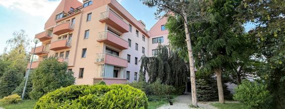 Lukratívny 4 izbový byt STROMOVÁ /167 m2/ Piešťany