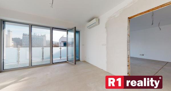 REZERVOVANÝ Nový 3 izb. apartmán č.53 /100.7 m2/ balkón 9 m2/ Piešťany