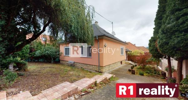 Rodinný 4 izb. dom / Banka pri Piešťanoch