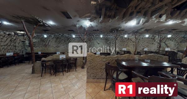 ZÁBAVA / BAR / DISKOTÉKA / centrum Piešťany