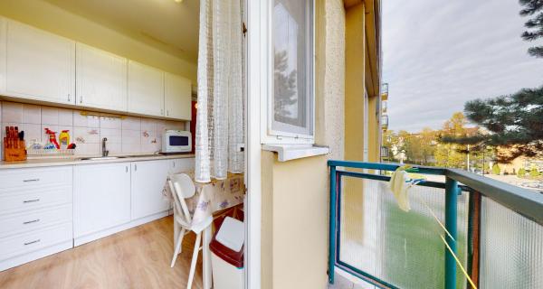 REZERVOVANÉ Zariadený 2 izb. byt /2 balkóny,centrum/ Piešťany