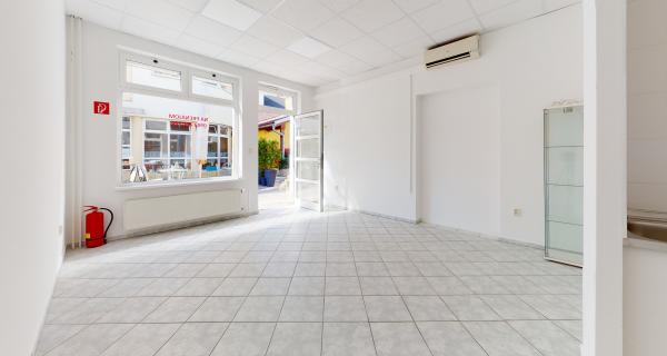 Obchodný priestor na prenájom, 20 m2, Piešťany-centrum
