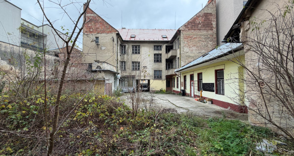 Polyfunkčná budova 