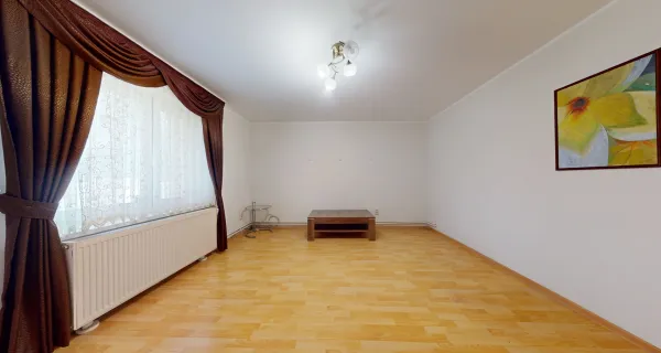 Rodinný dom 2+K / Banka pri Piešťanoch