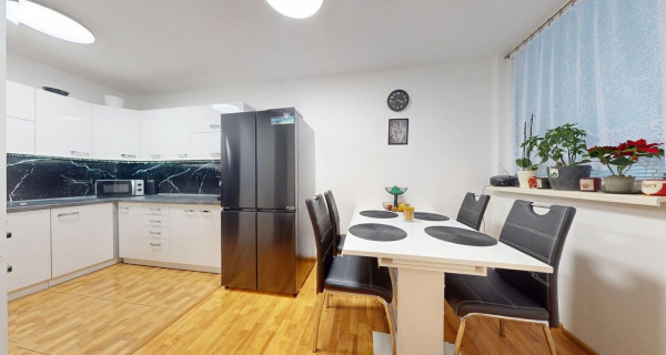 Slnečný 3-izbový byt s loggiou v pokojnej centrálnej lokalite / Stará Turá