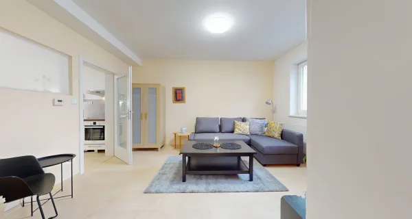 Na prenájom útulný 2 izbový byt v rodinnom dome, 64 m2 / Banka