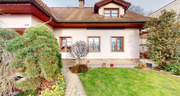 Pekný rodinný 6 izbový dom / Ratnovce