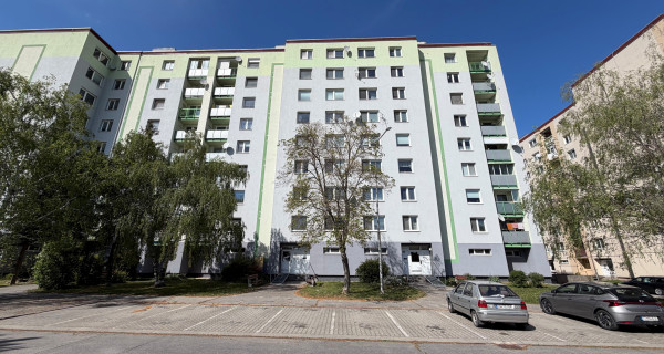 Perfektný 4 izb. byt /NÍZKE MES. NÁKLADY, DO 199,- EUR ! / Piešťany