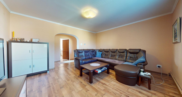 Zaujímavý 5 izb. rodinný dom vo výbornom technickom stave / HURBANOVA / Piešťany