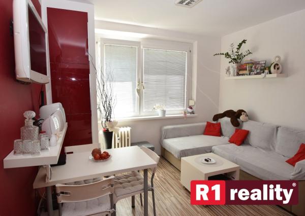 1 izbový byt 37 m2, kompletná rekonštrukcia, Teplická ul., Piešťany