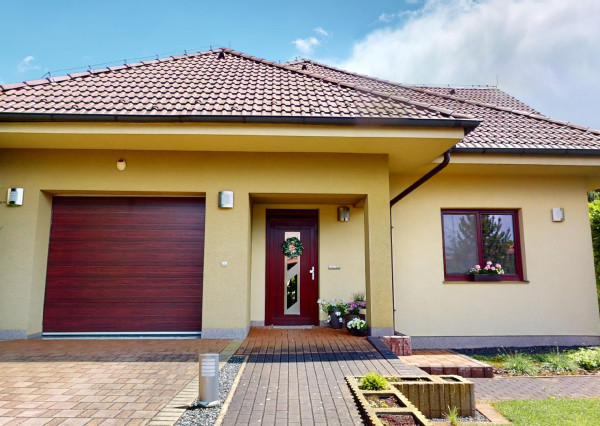 Nadštandardný rodinný dom / Hlohovec