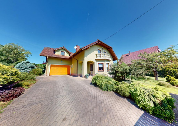 Lukratívny rodinný dom / Borčice